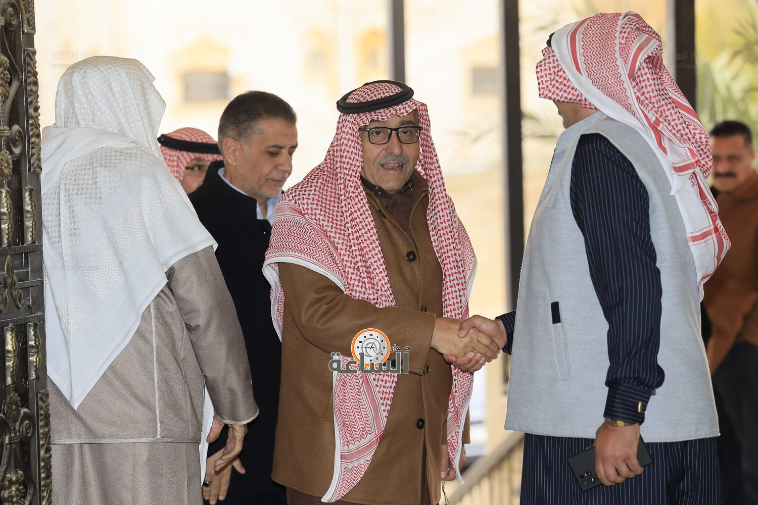 Madar Al-Saa Images 0.41463848415228943