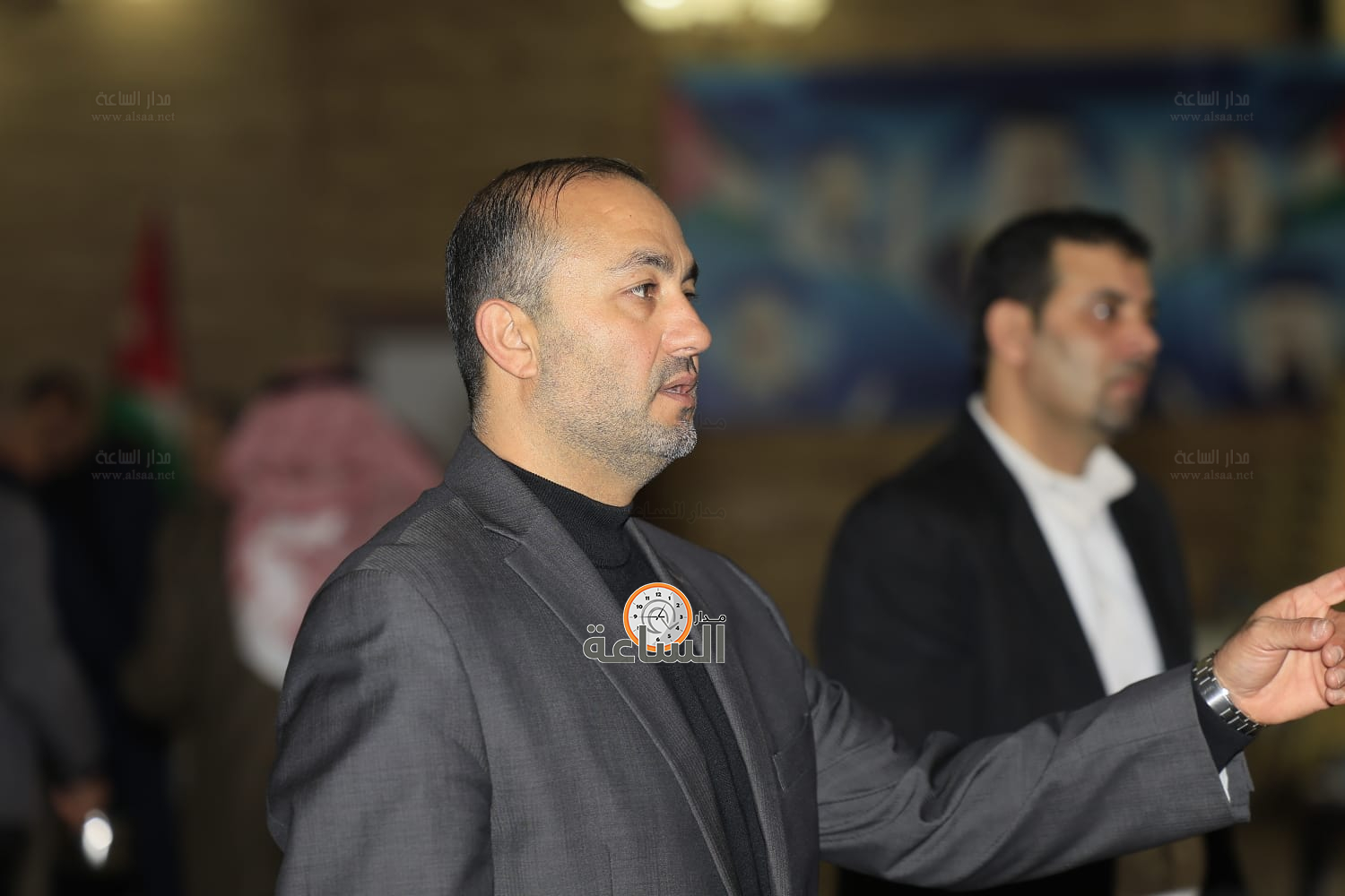 Madar Al-Saa Images 0.9745926851620752