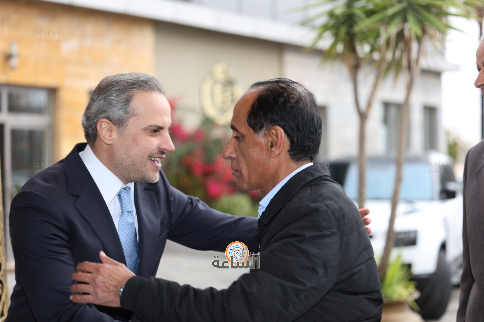 Madar Al-Saa Images 0.3945842245375225