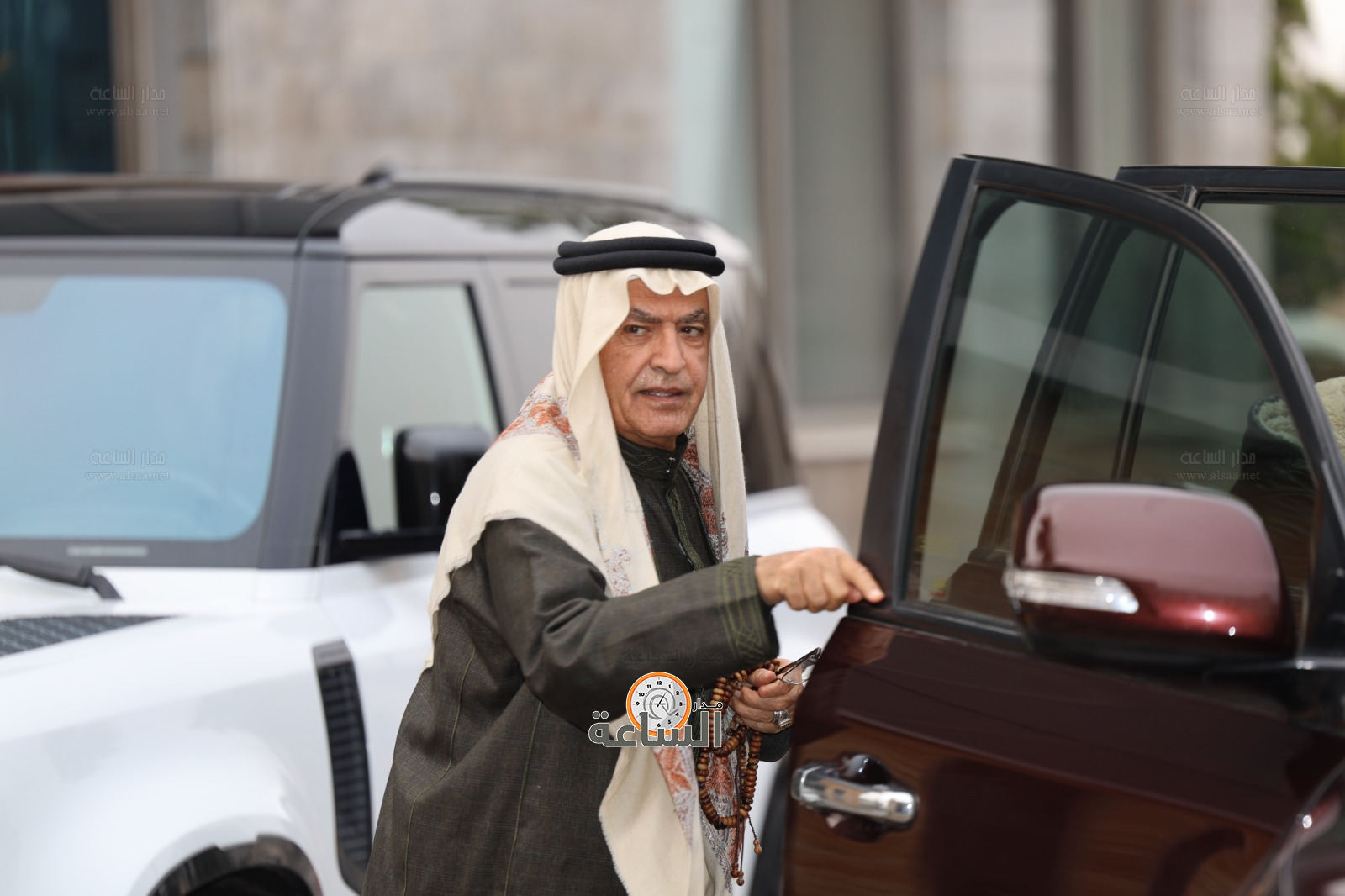 Madar Al-Saa Images 0.3241398460492363