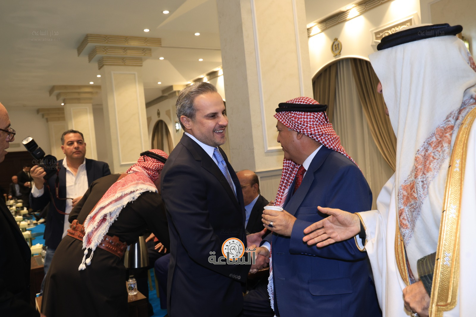 Madar Al-Saa Images 0.7858164065120956