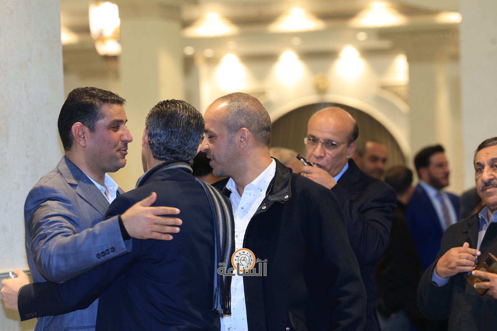 Madar Al-Saa Images 0.05283592870904741