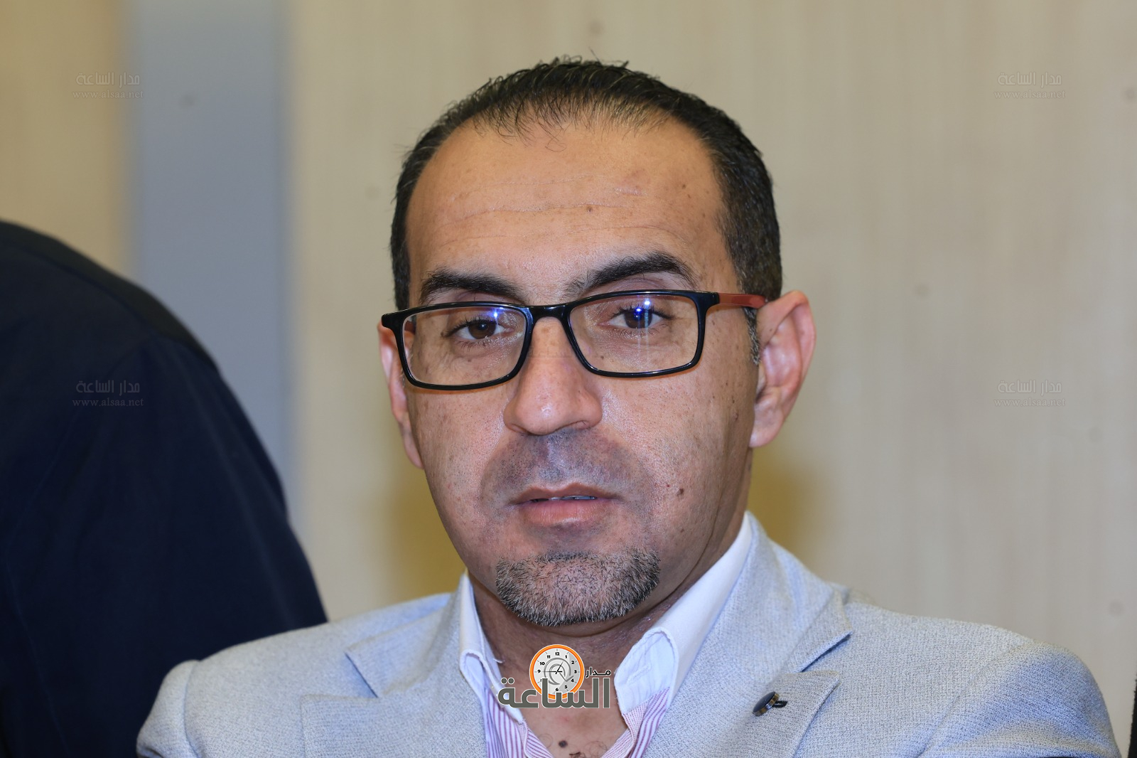 Madar Al-Saa Images 0.5457010574039307