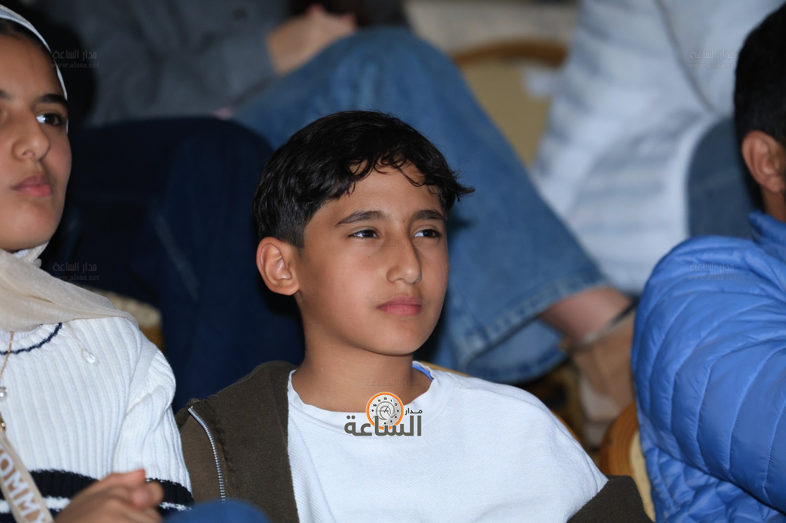 Madar Al-Saa Images 0.01612700534668332