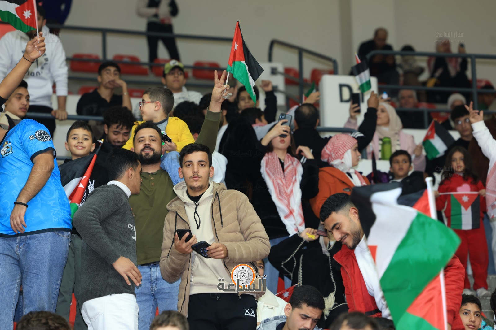 Madar Al-Saa Images 0.8975073096581477