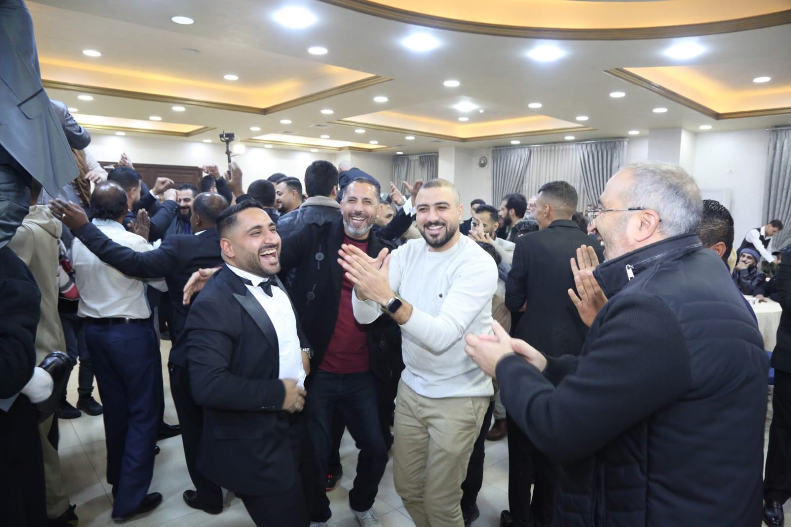 Madar Al-Saa Images 0.8949622702650579