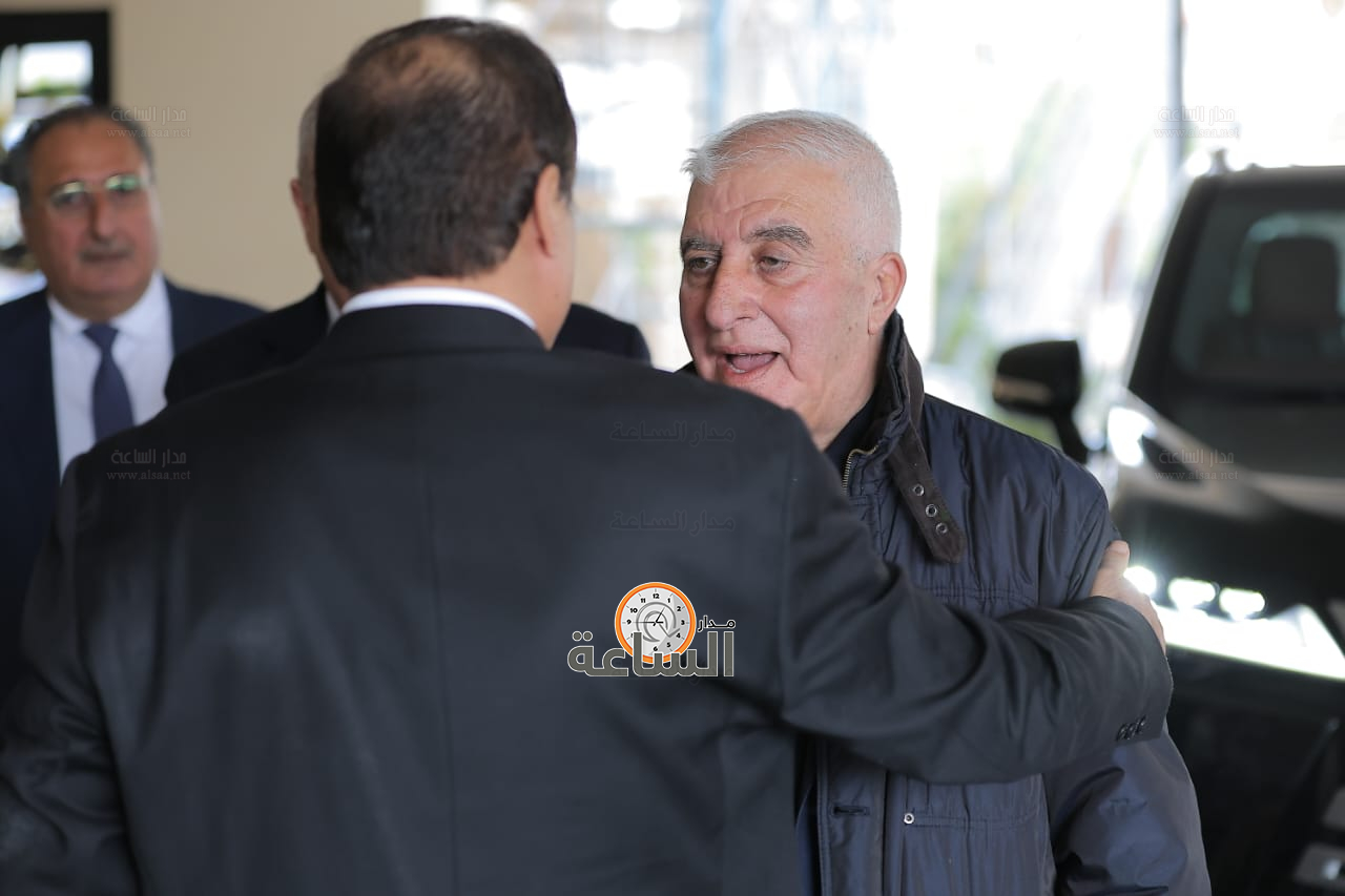 Madar Al-Saa Images 0.9407683328848635