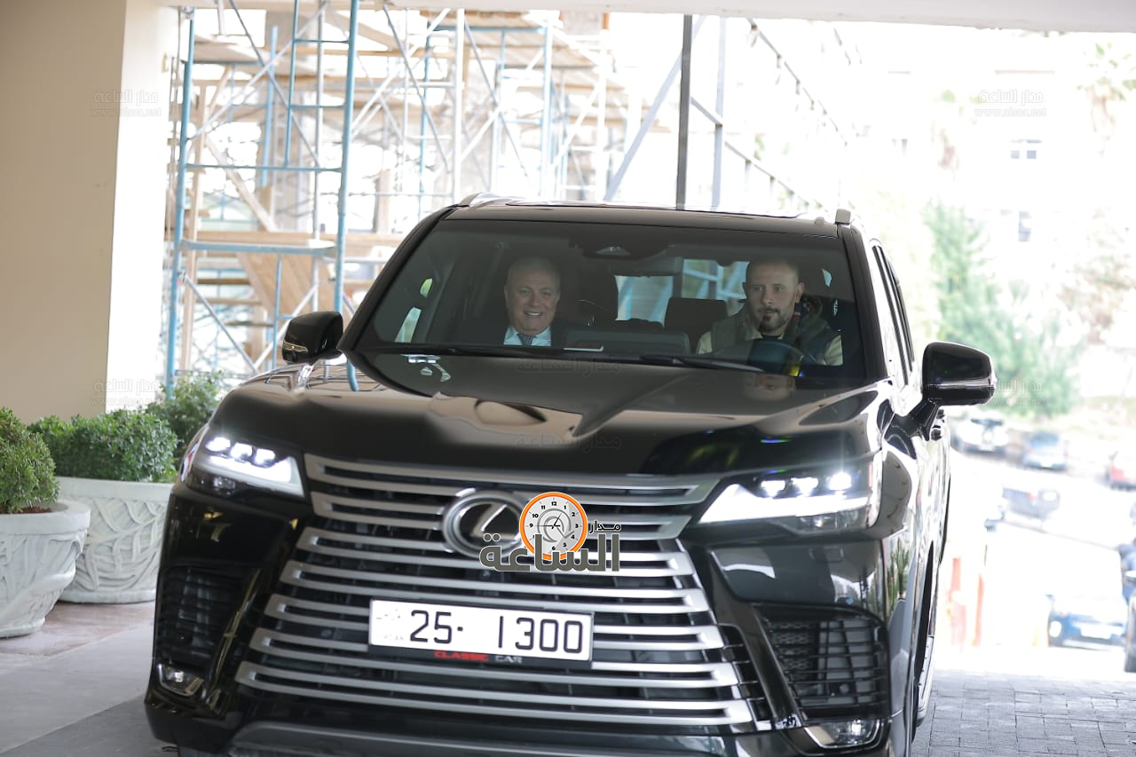 Madar Al-Saa Images 0.7746382894161437