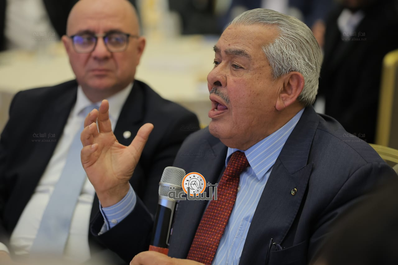 Madar Al-Saa Images 0.44115733574636373