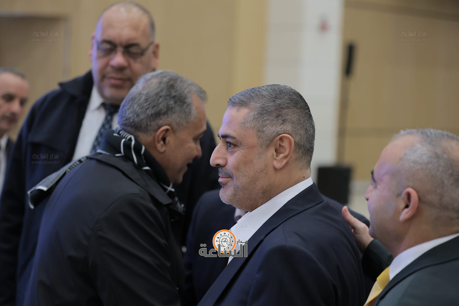 Madar Al-Saa Images 0.8303309237274431