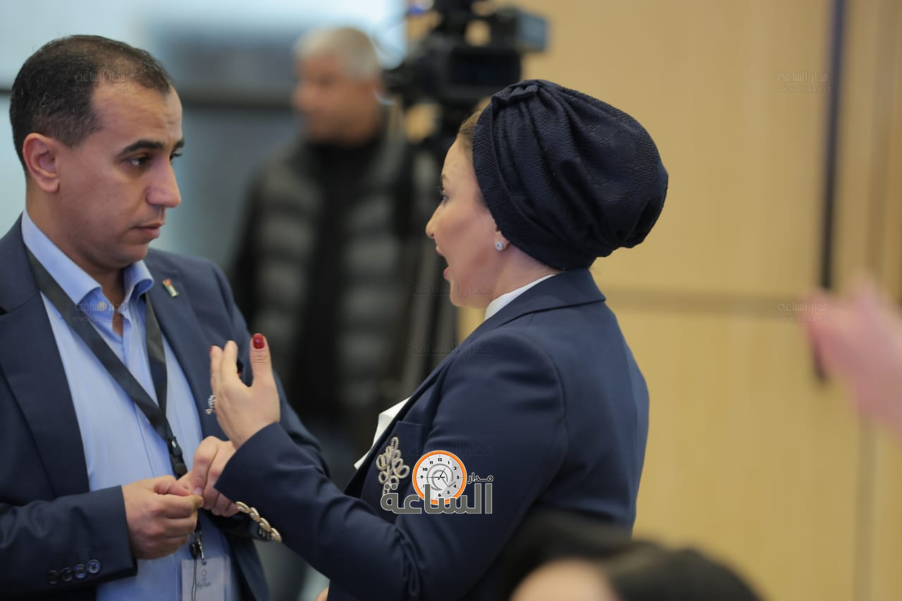 Madar Al-Saa Images 0.7161402072572081