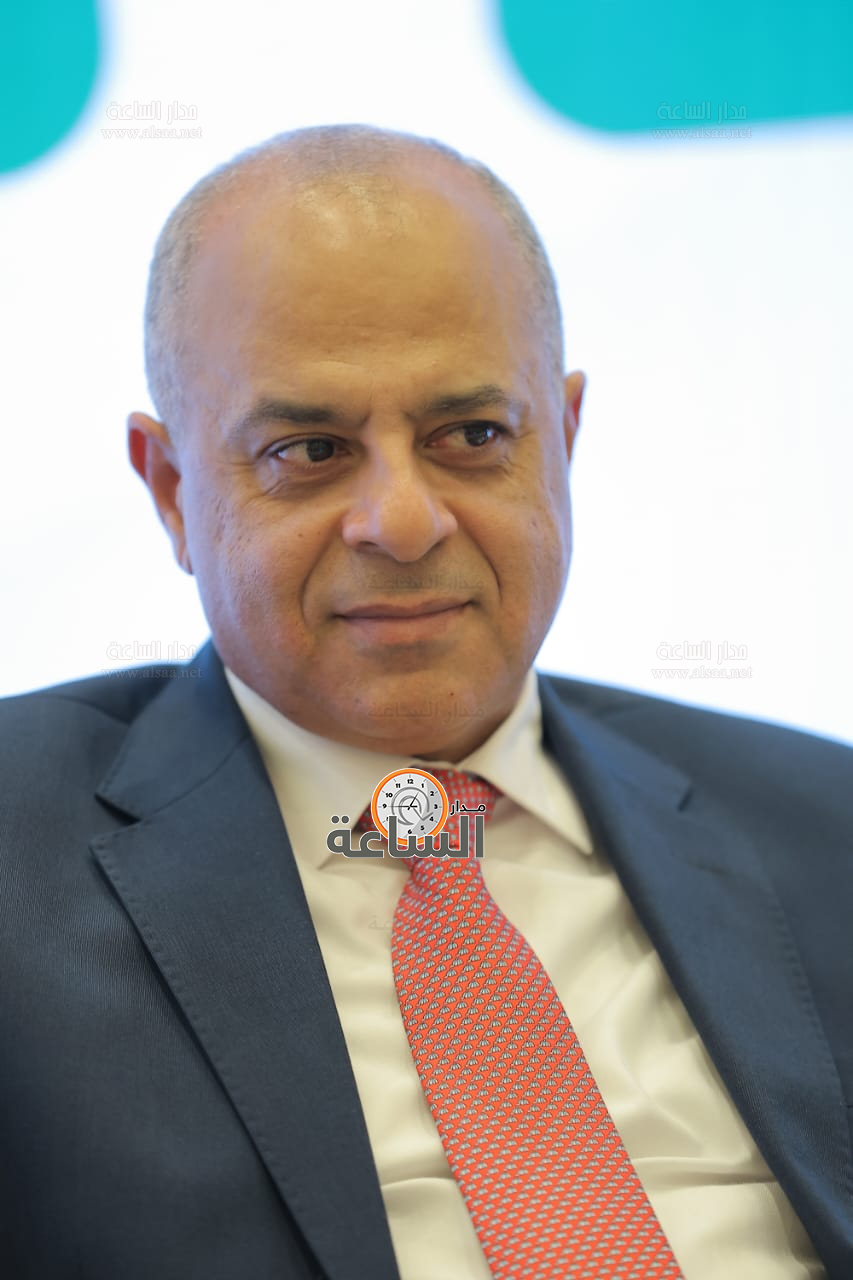 Madar Al-Saa Images 0.11180875976622573