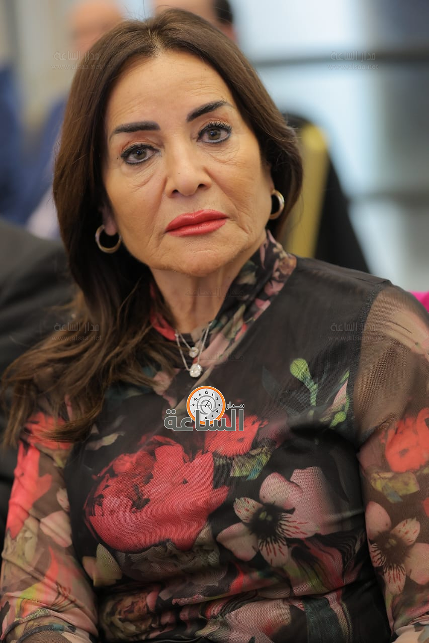 Madar Al-Saa Images 0.3769509489063454