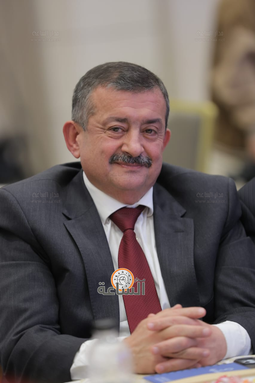 Madar Al-Saa Images 0.7171885989802426