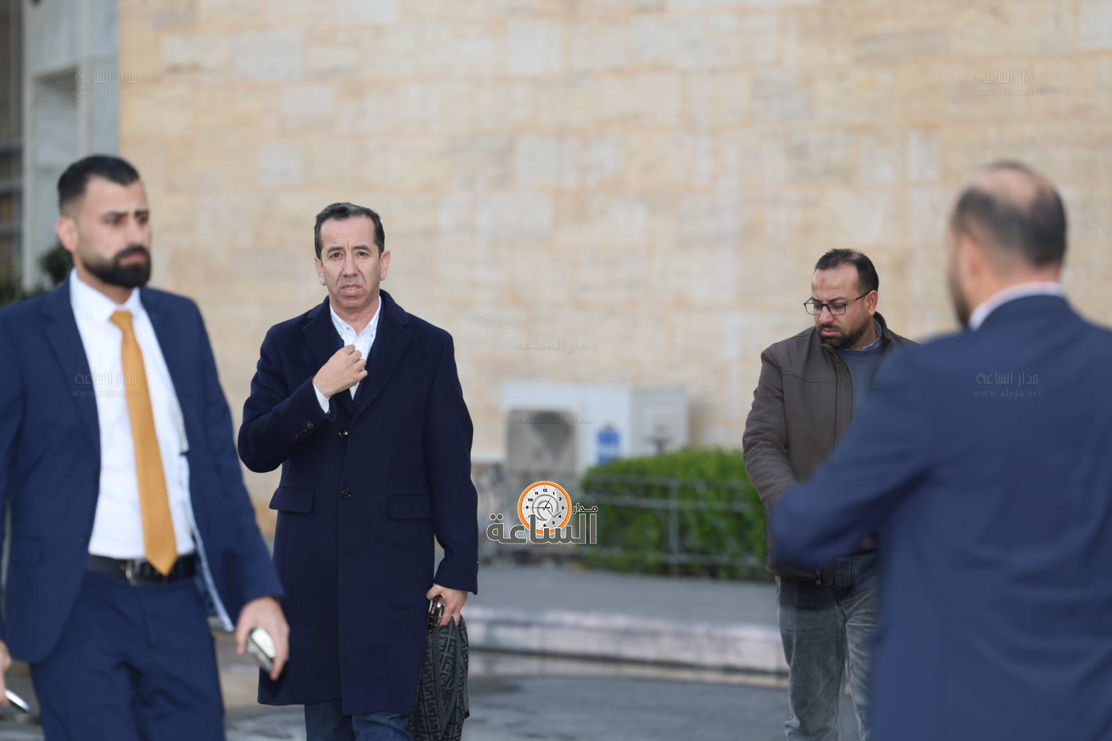 Madar Al-Saa Images 0.6910387461913406