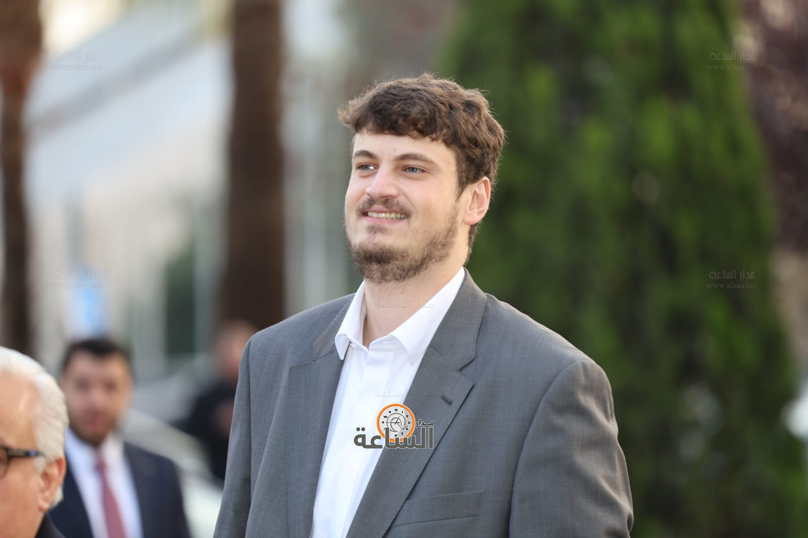 Madar Al-Saa Images 0.7627765900646292