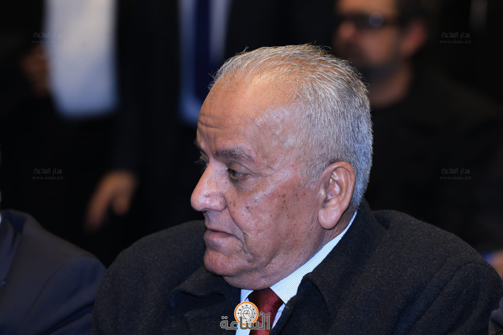 Madar Al-Saa Images 0.8776085178965204