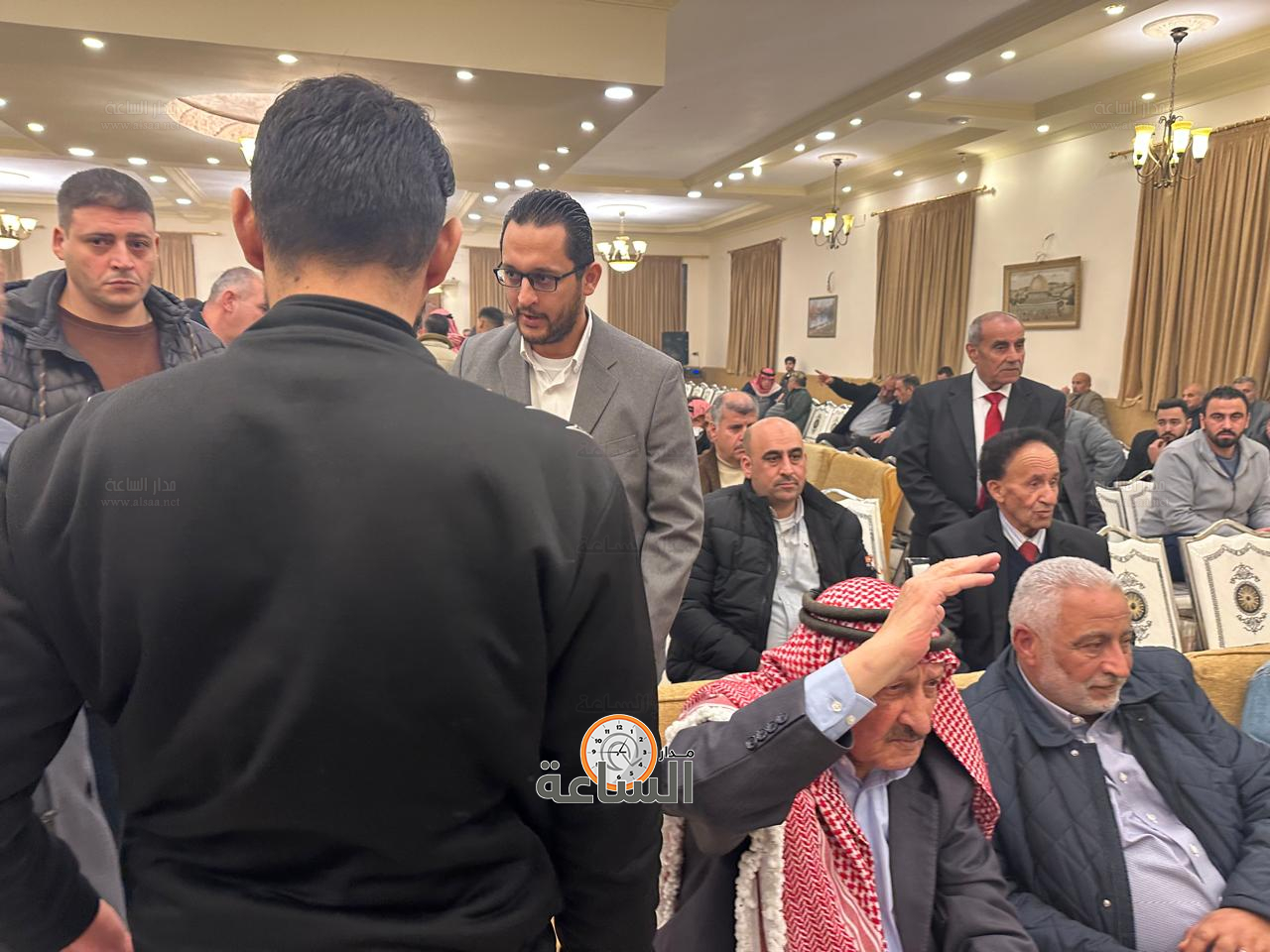 Madar Al-Saa Images 0.44057919095319165