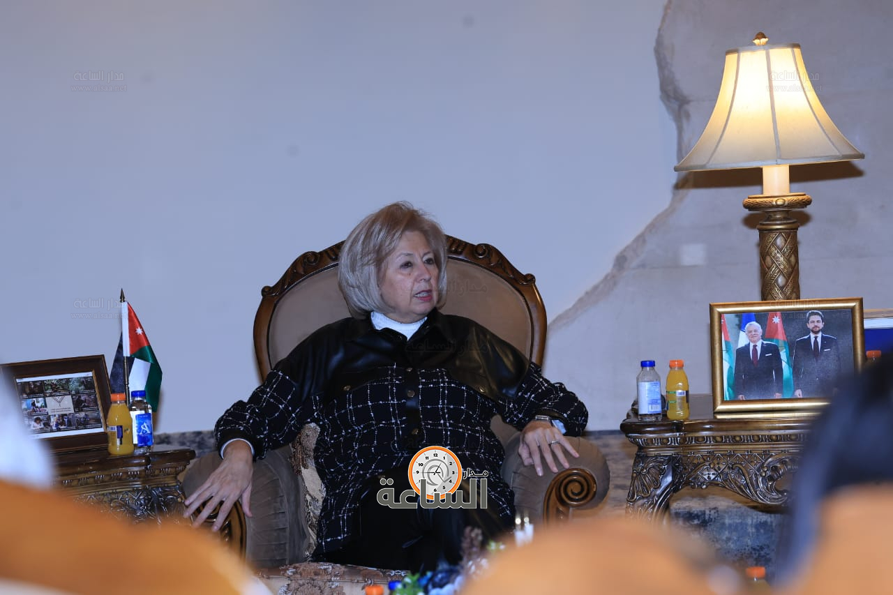 Madar Al-Saa Images 0.04061011214214982