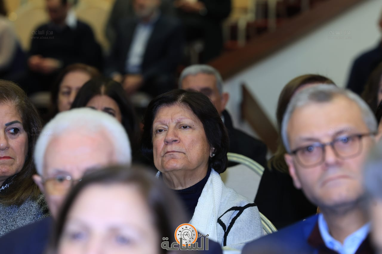 Madar Al-Saa Images 0.2004975429009037