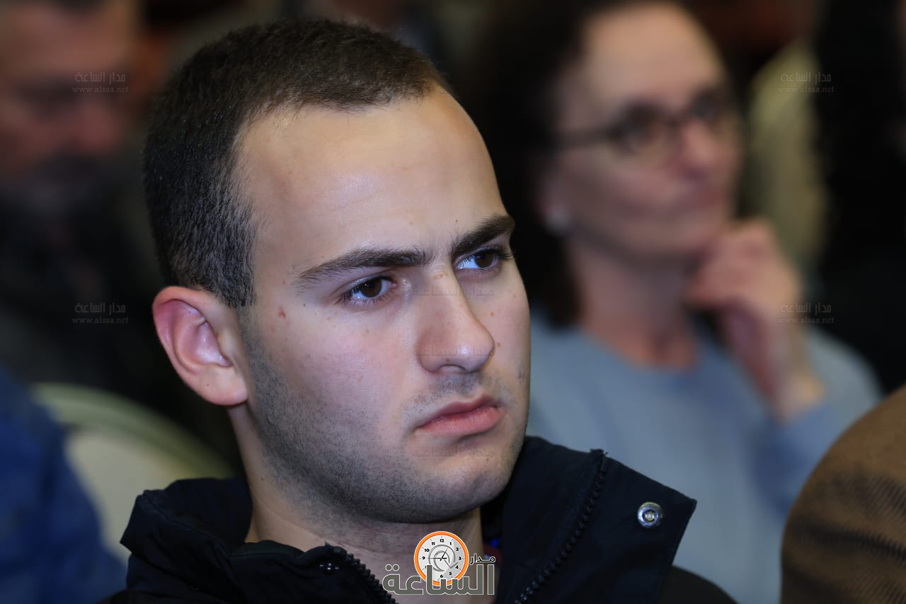 Madar Al-Saa Images 0.08889283571773832