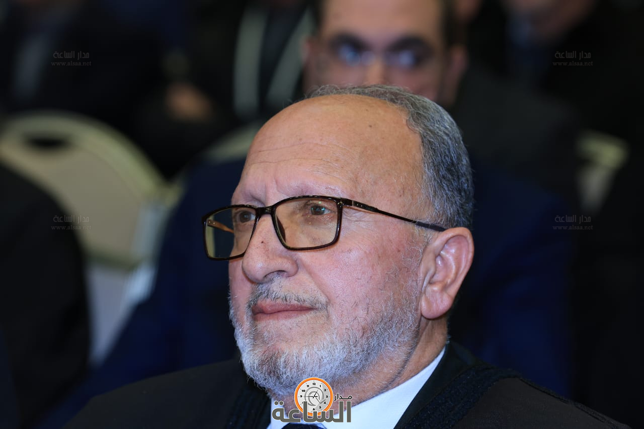 Madar Al-Saa Images 0.4854508635811534