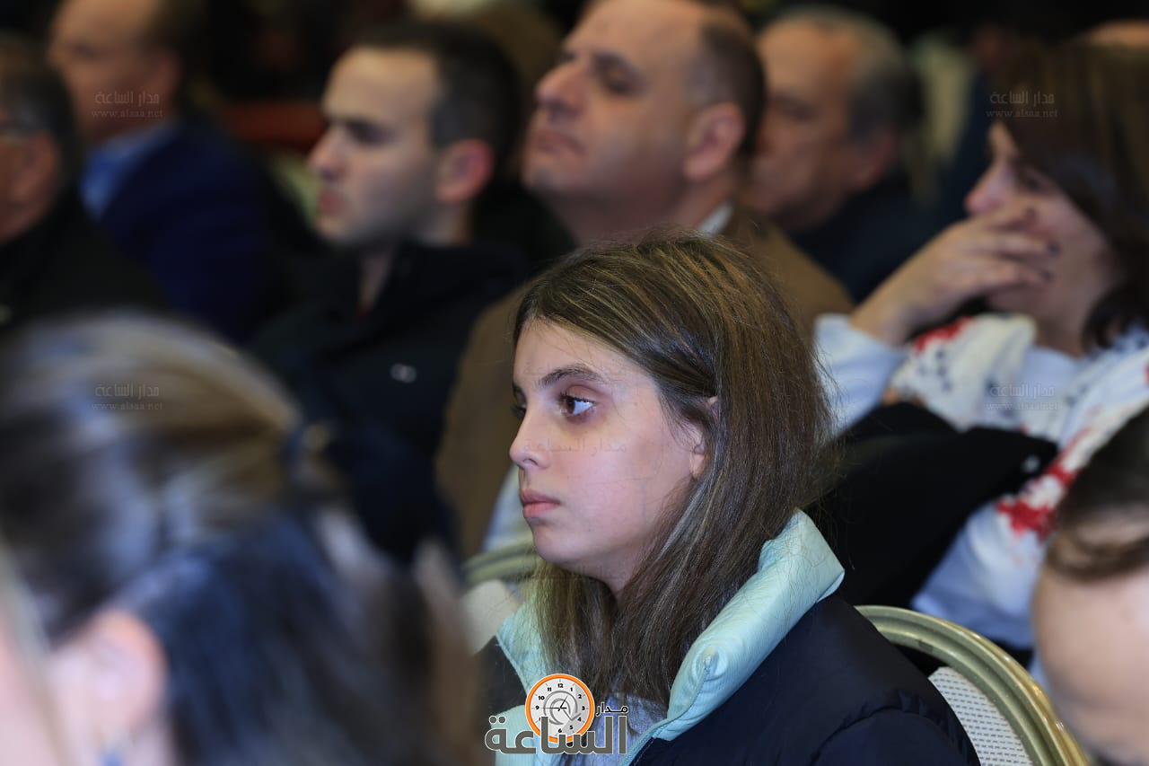 Madar Al-Saa Images 0.7525355596816666