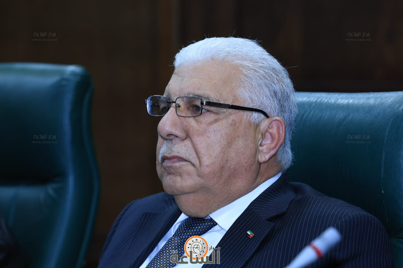 Madar Al-Saa Images 0.3775182018358607