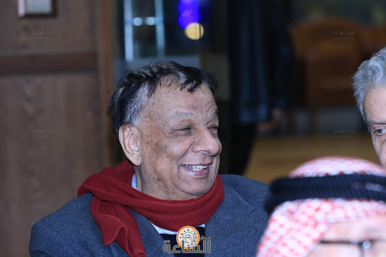 Madar Al-Saa Images 0.8999545674309358