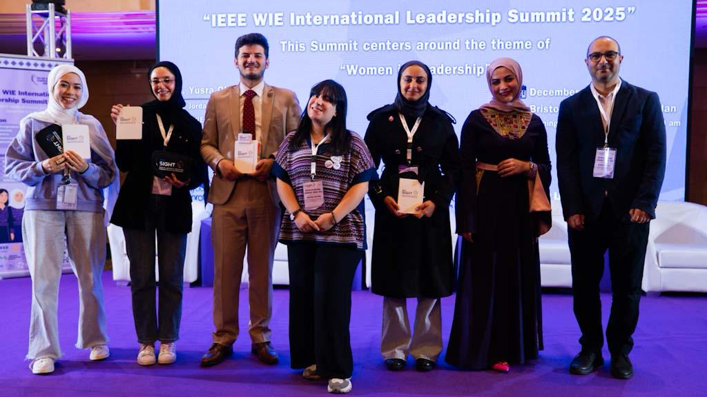 Madar Al-Saa Images 0.035544291327854305