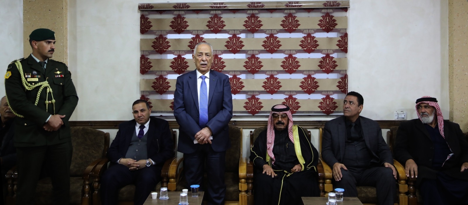 Madar Al-Saa Images 0.8900877495966243