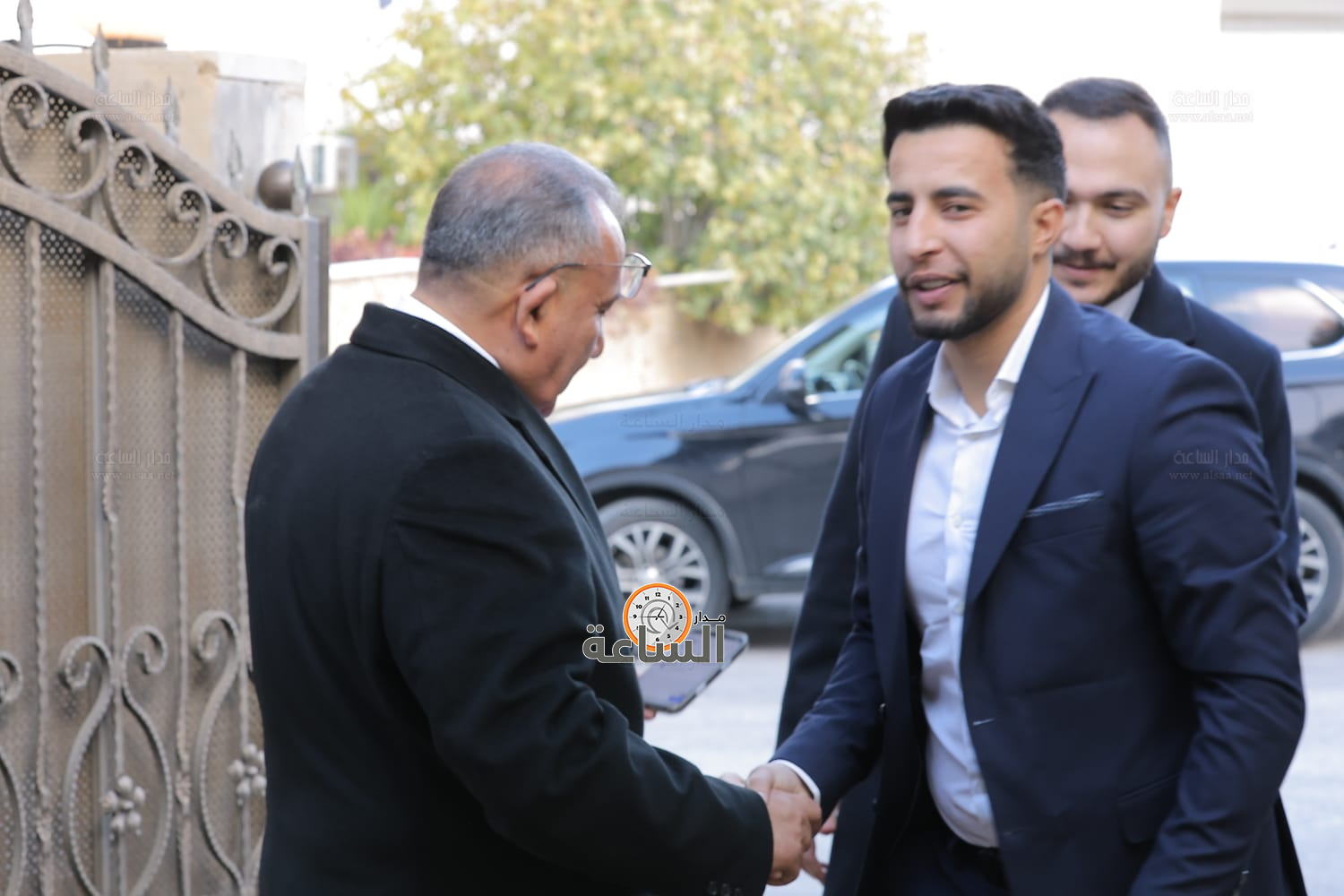 Madar Al-Saa Images 0.8340142346738495