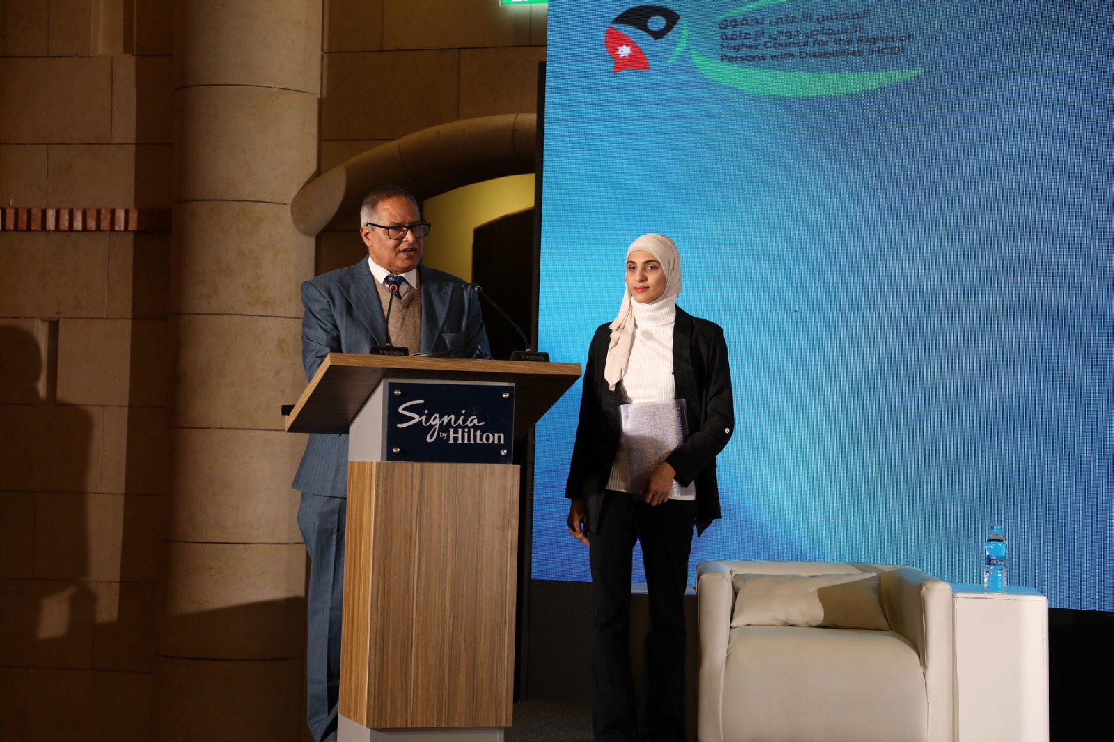 Madar Al-Saa Images 0.017580248289939093