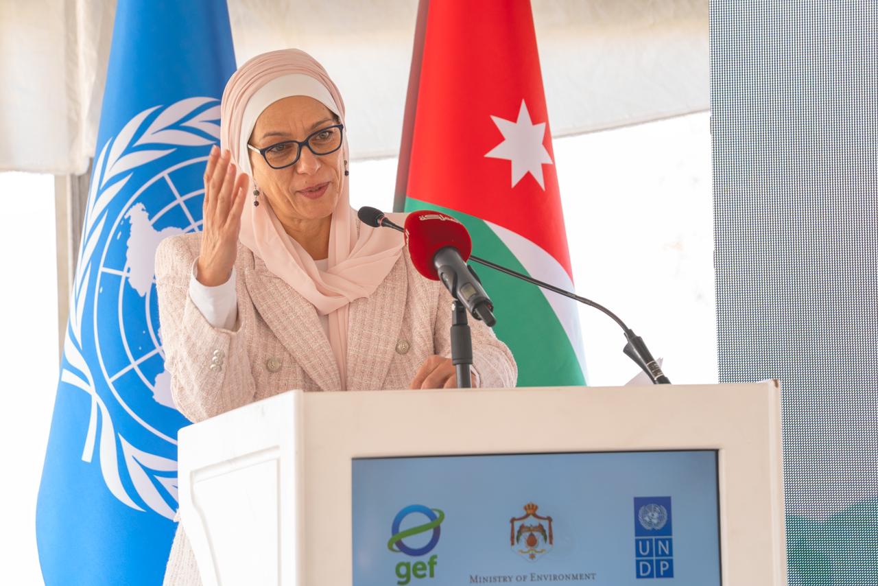 Madar Al-Saa Images 0.46704898280412965