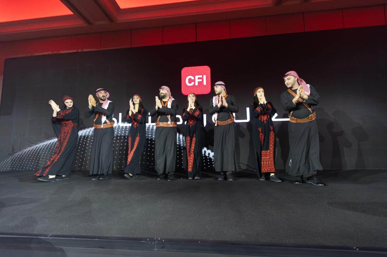 Madar Al-Saa Images 0.9160250630375459