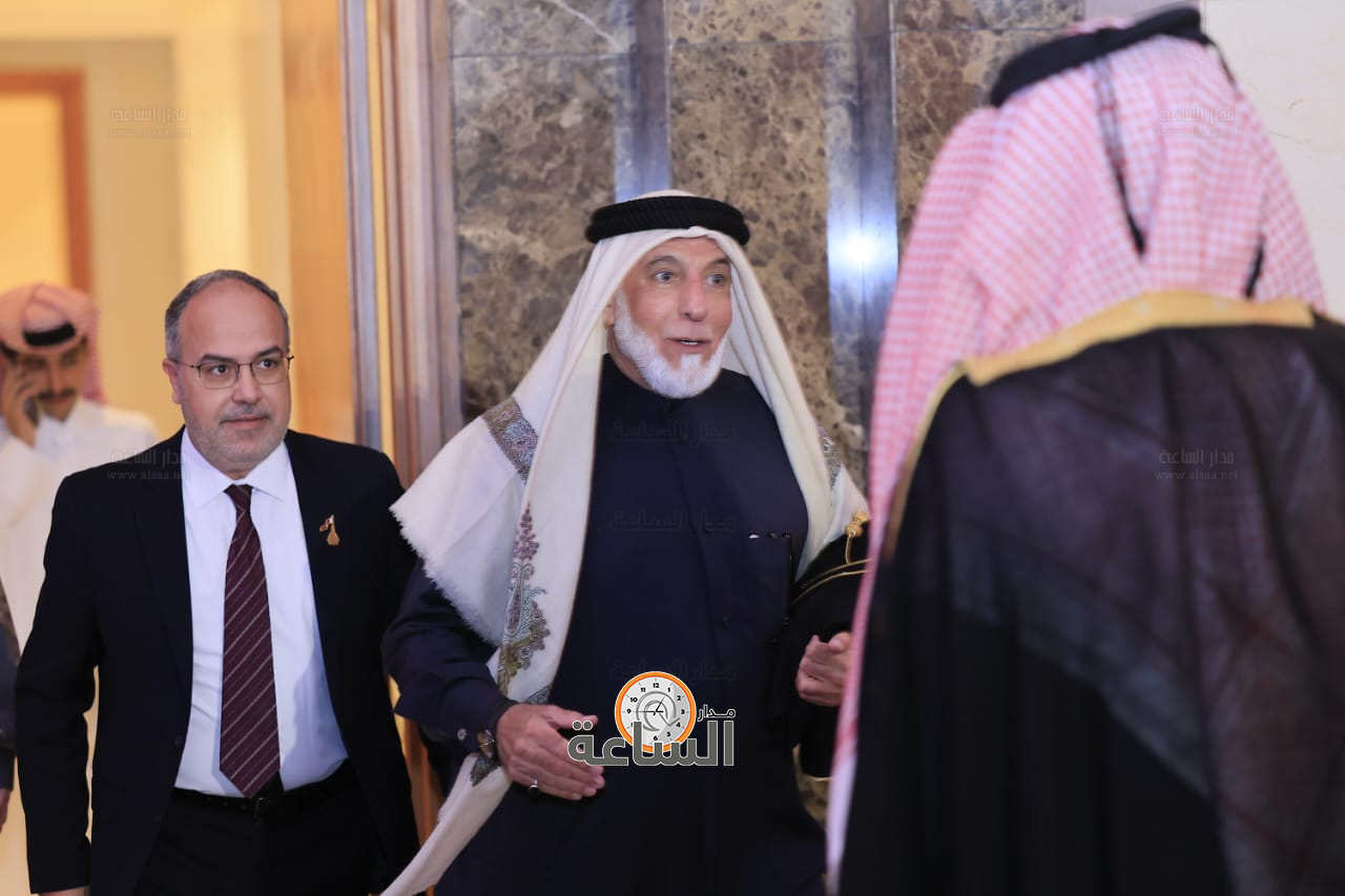 Madar Al-Saa Images 0.1061249260044872