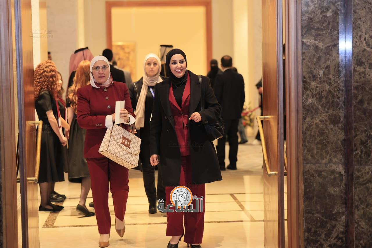 Madar Al-Saa Images 0.35589159476433563