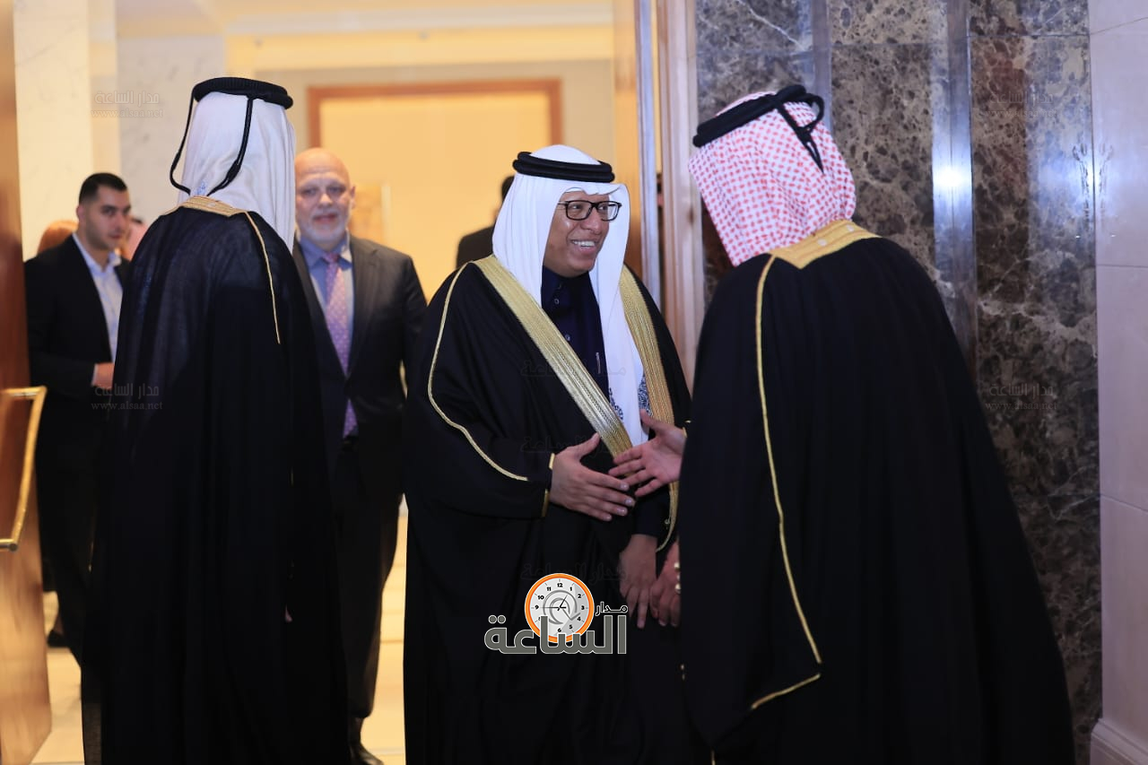 Madar Al-Saa Images 0.7791588127126272