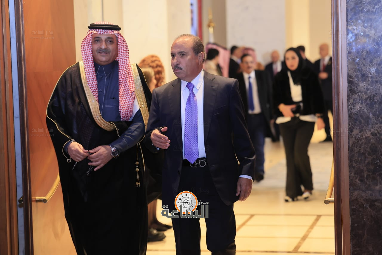 Madar Al-Saa Images 0.916373213499519