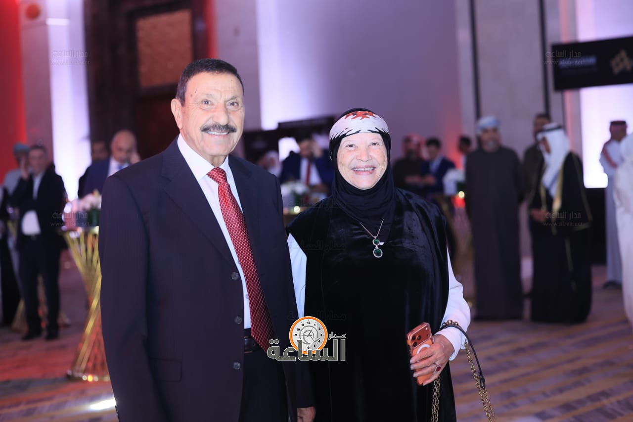 Madar Al-Saa Images 0.4261437341644846