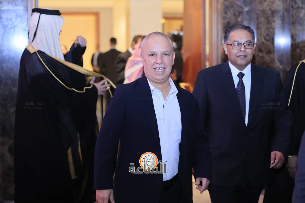 Madar Al-Saa Images 0.7802447349898469