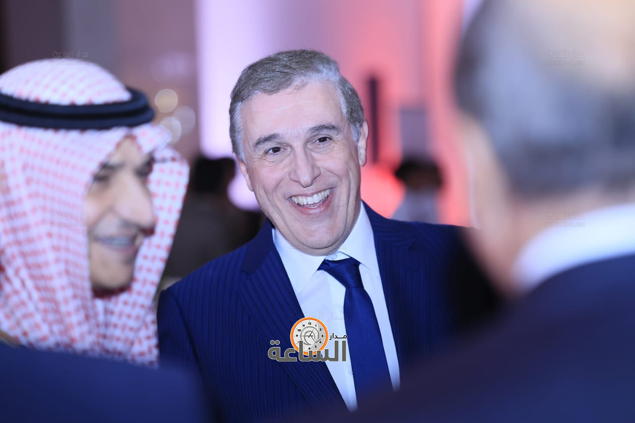 Madar Al-Saa Images 0.21283645574843058