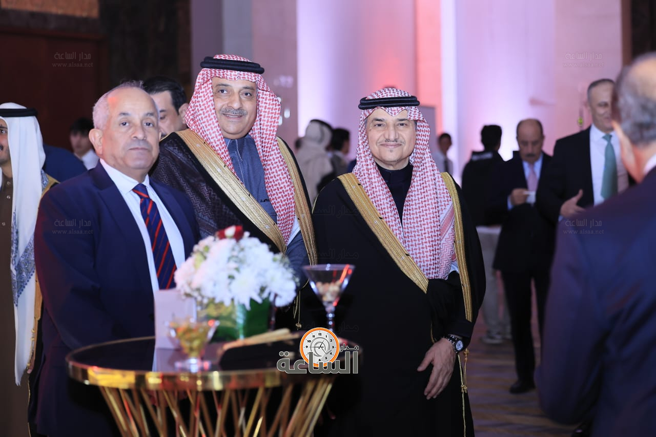 Madar Al-Saa Images 0.3314890113991631