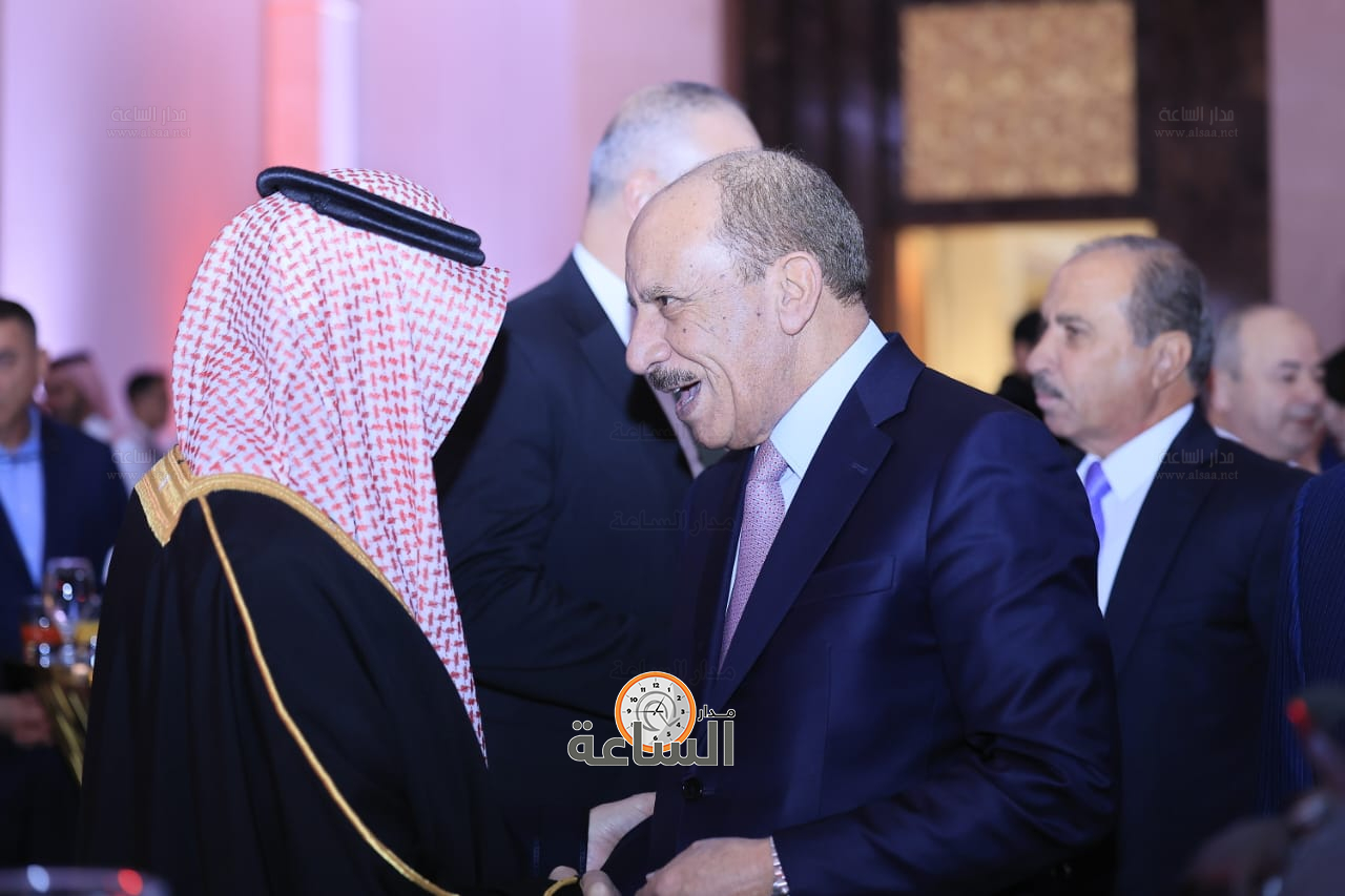 Madar Al-Saa Images 0.2910310644117392