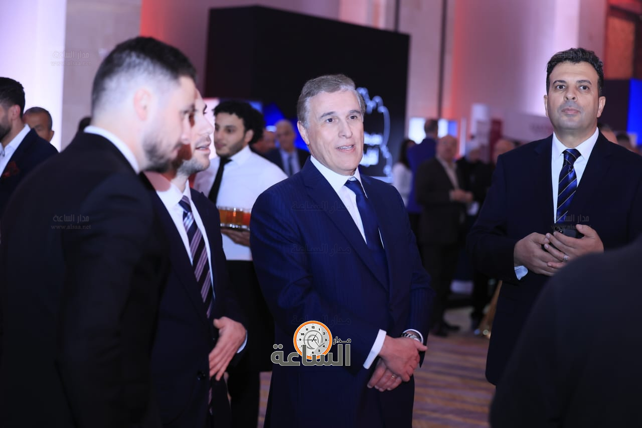 Madar Al-Saa Images 0.5462566966099772