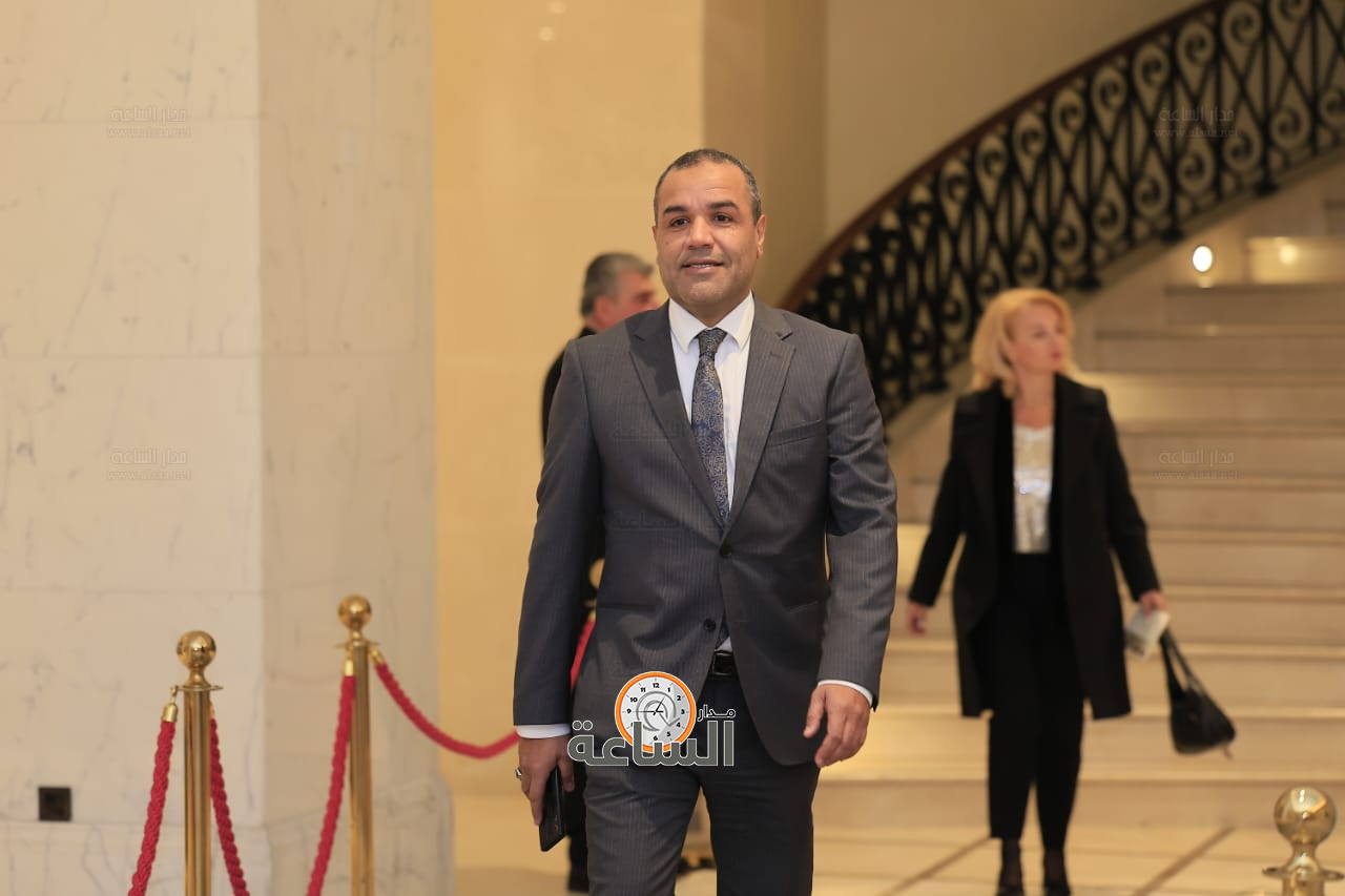 Madar Al-Saa Images 0.41256205957624736