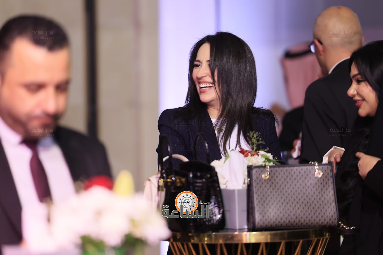 Madar Al-Saa Images 0.4245788407488116