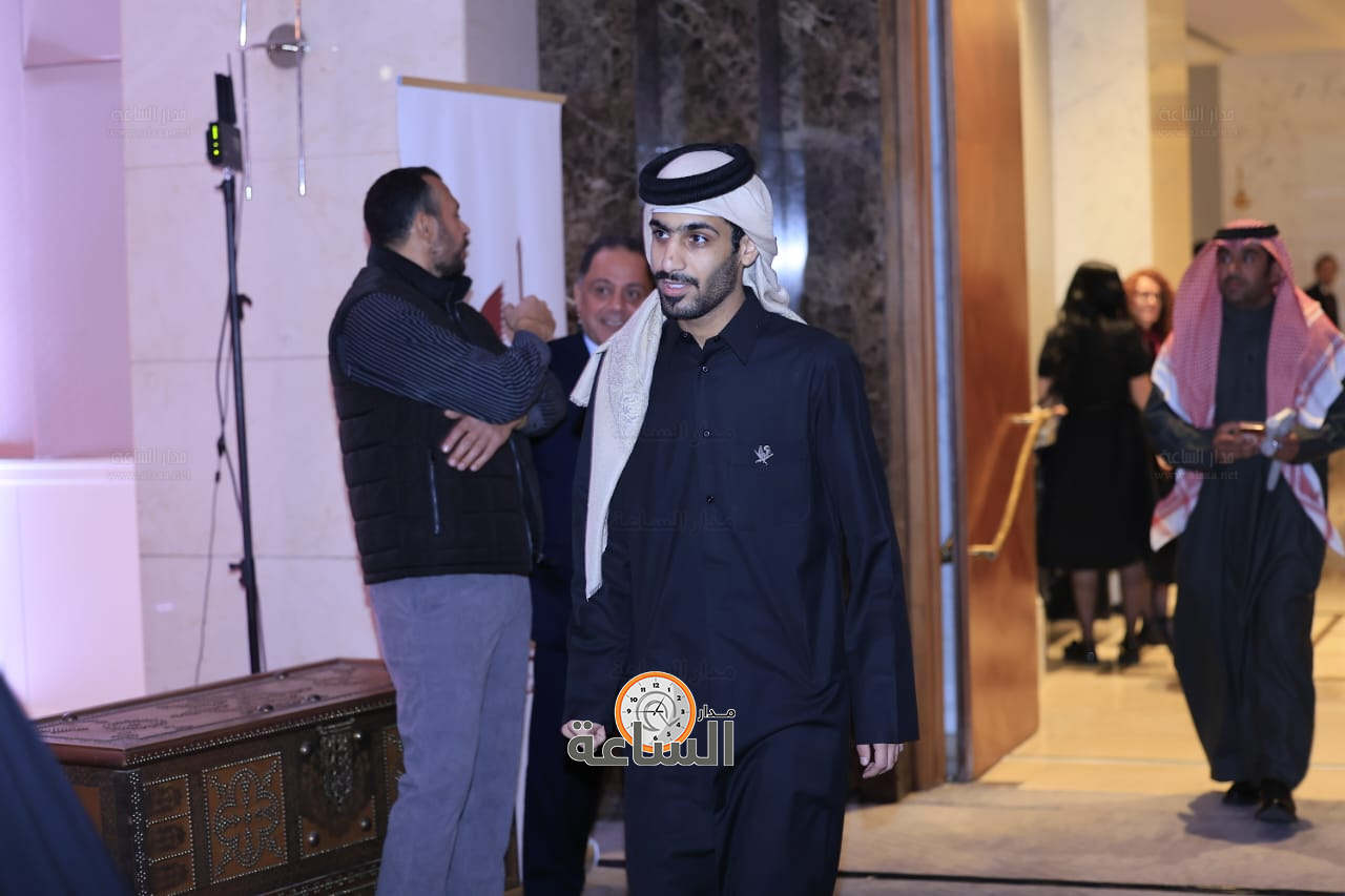 Madar Al-Saa Images 0.3674053979270605