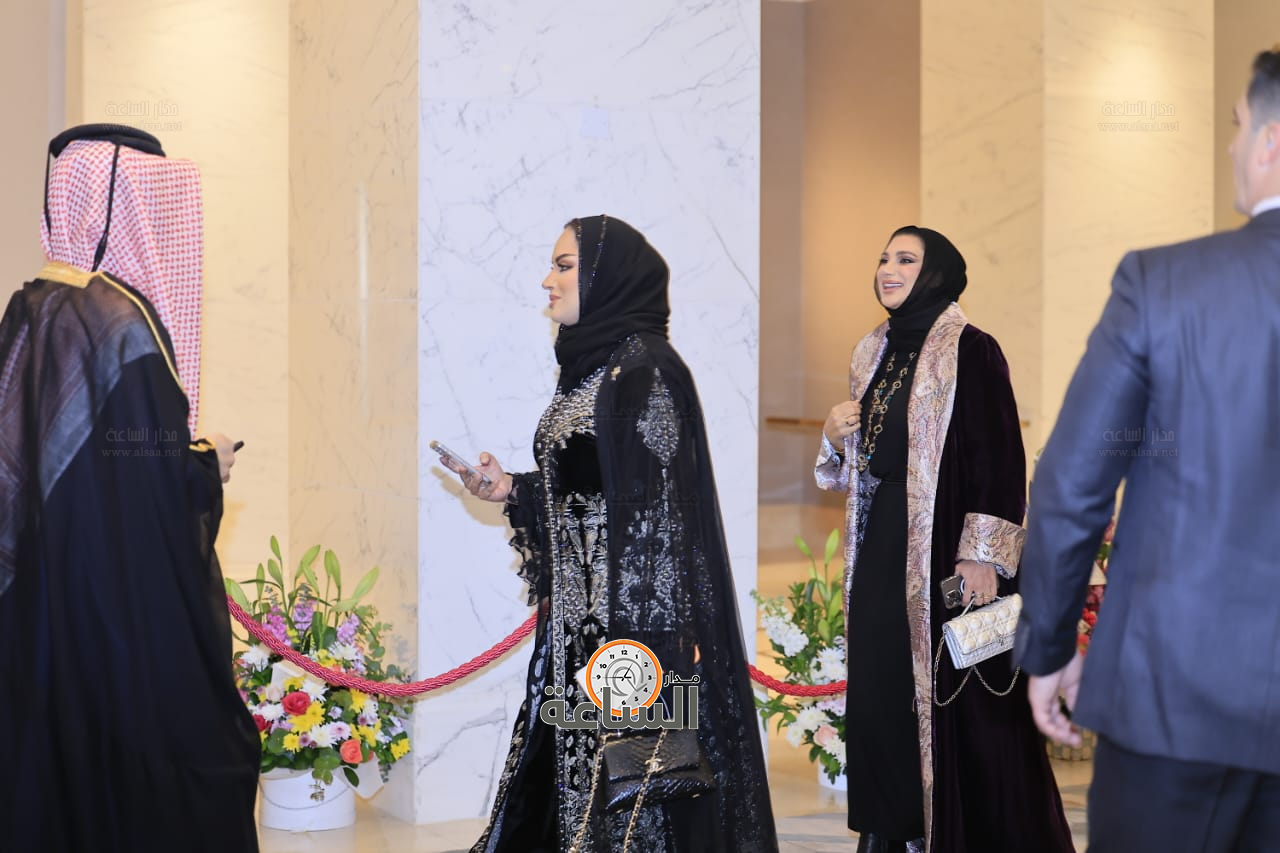 Madar Al-Saa Images 0.8797795484702037