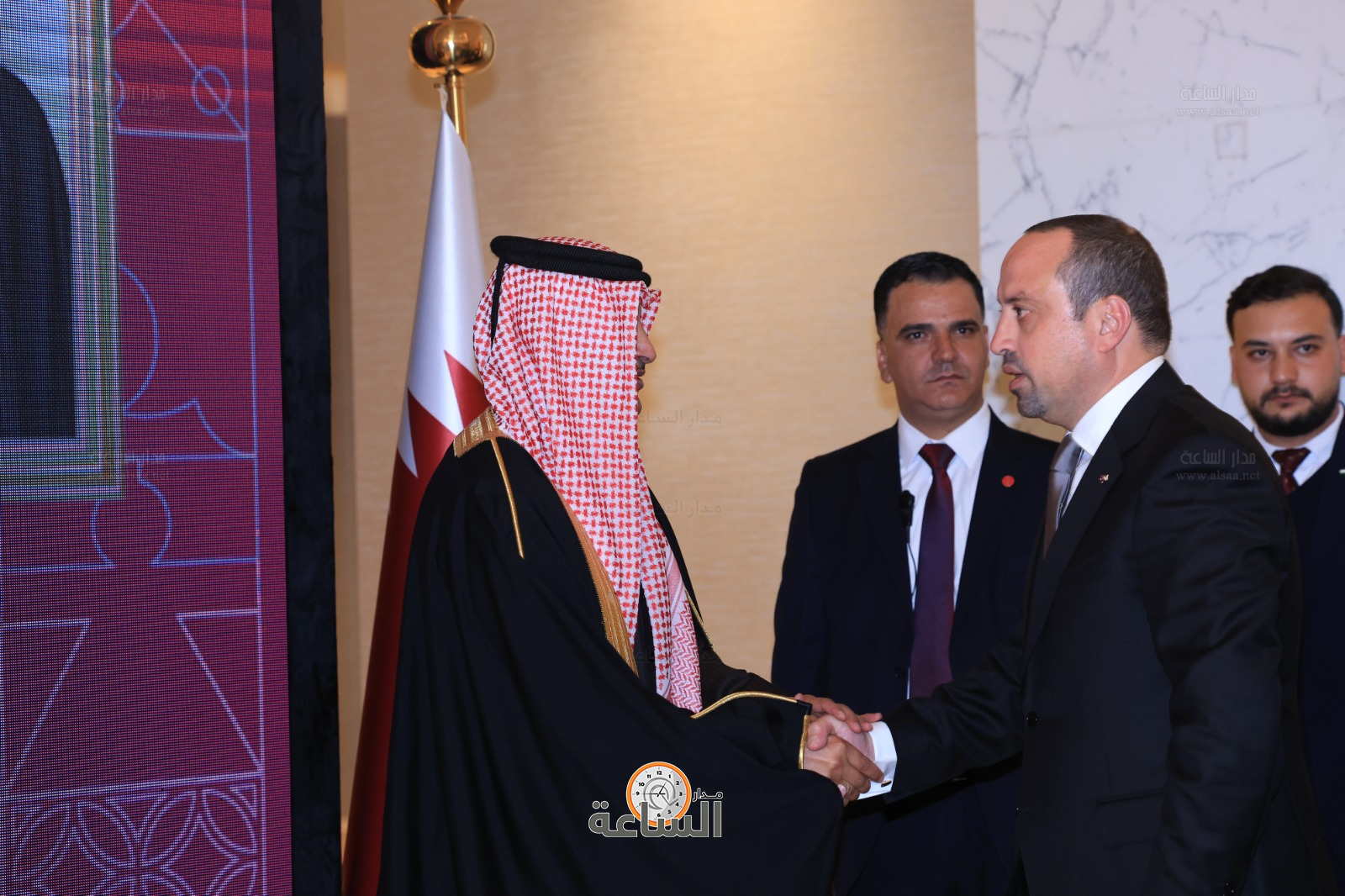 Madar Al-Saa Images 0.788747187863225